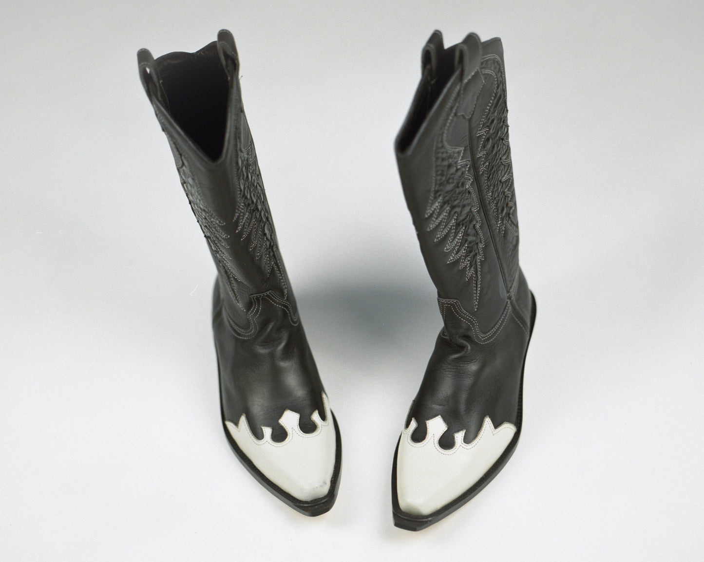 #001 Jesse Western Boots - Black Ecru